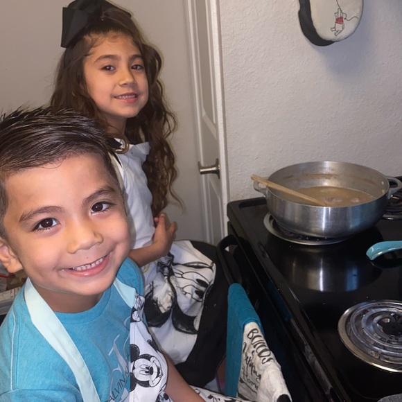 Meet your Posher, Brelynn - Picture 2 of 8